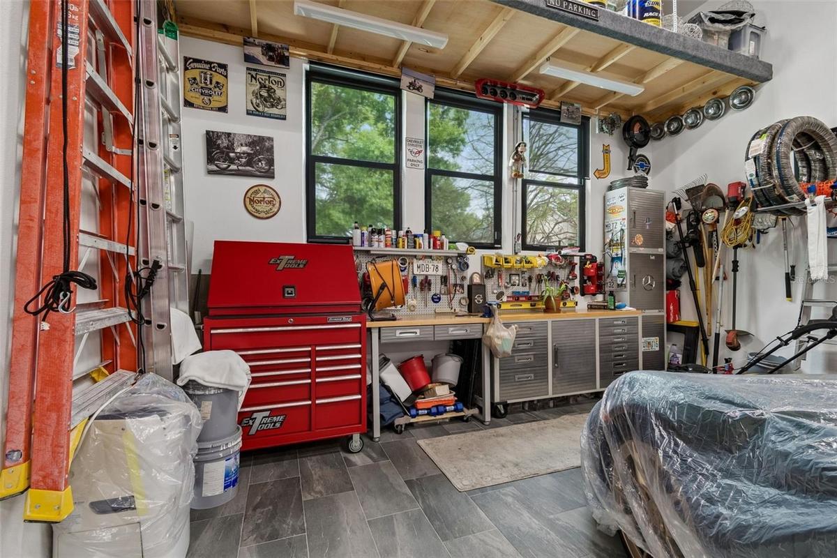 Fabylous workshop and storage