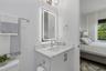 3rd guest en-suite bath