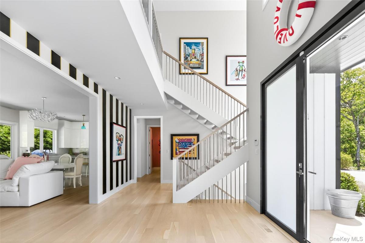 Entry Foyer