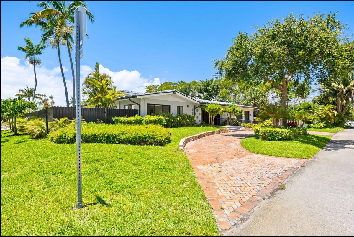 5 Car Driveway