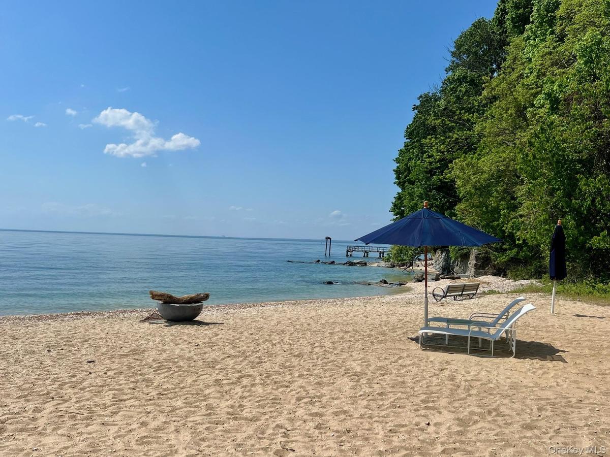 Fort Hill Private Beach