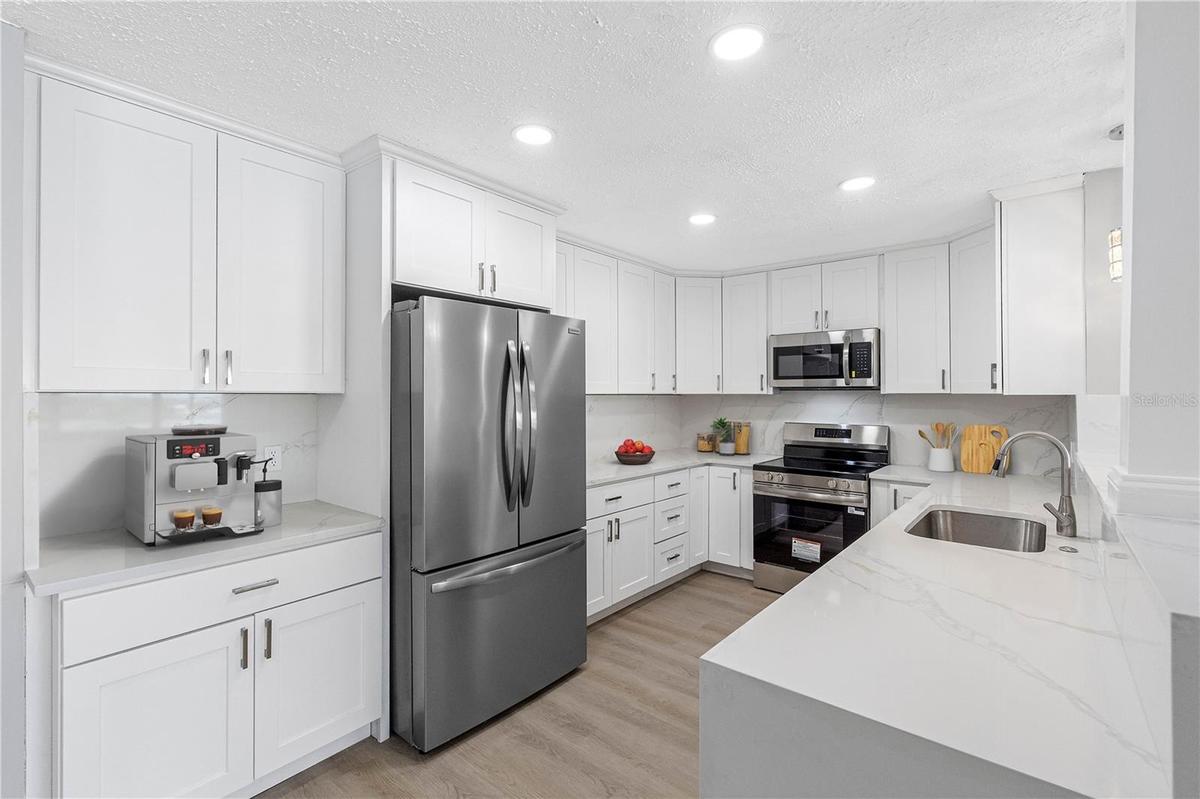 Kitchen Virtual Staged with accessories