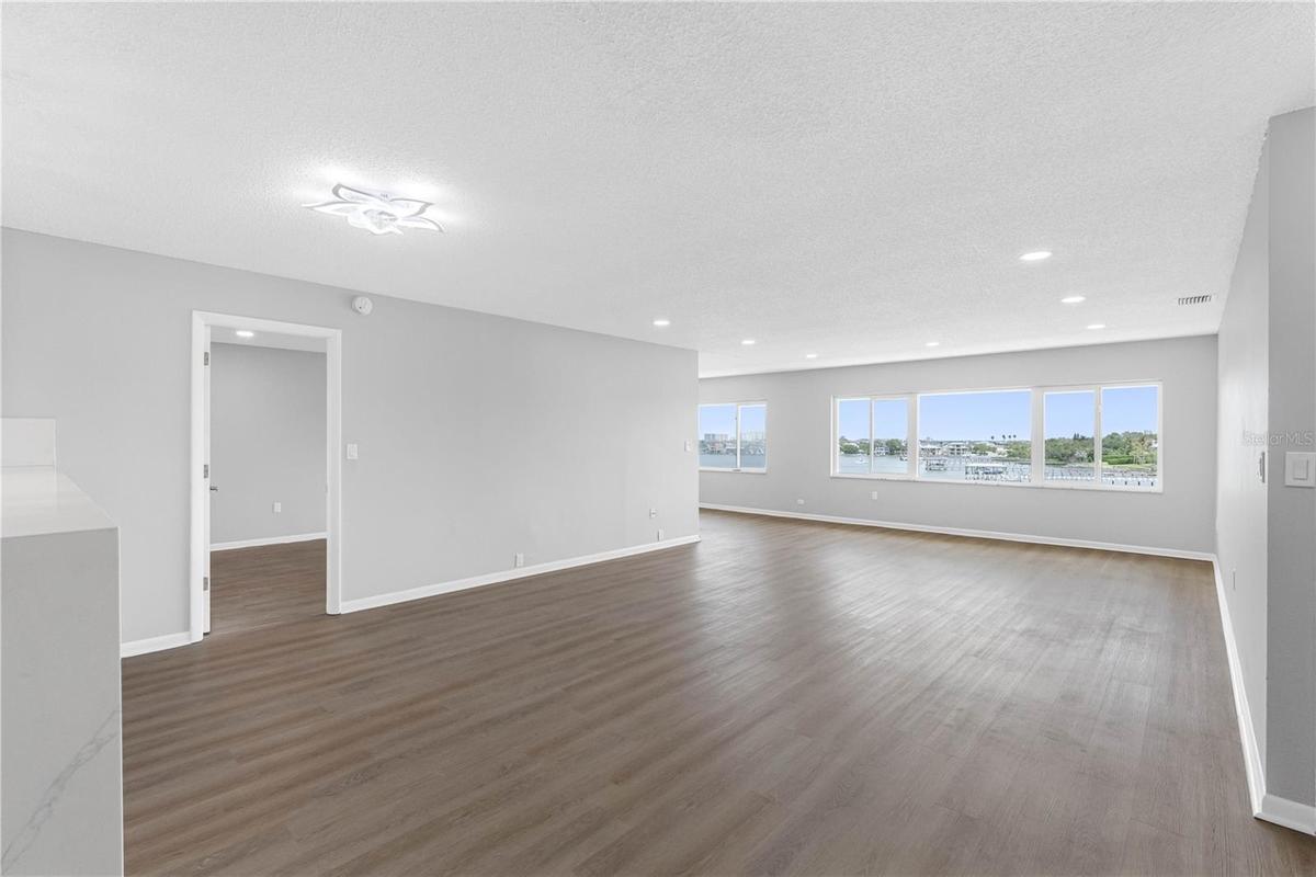 Dining/Living