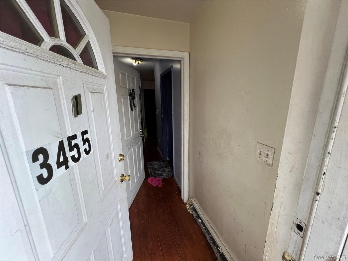 Entrance to ground floor 2 bedroom unit