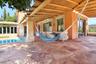 Villa to rent in Vouliagmeni - EXTERIOR 9
