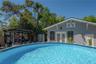 Above ground pool