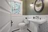 Guest bathroom (downstairs)
