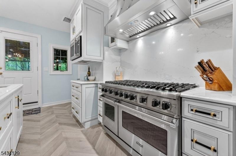 48 inch Viking oven/stove