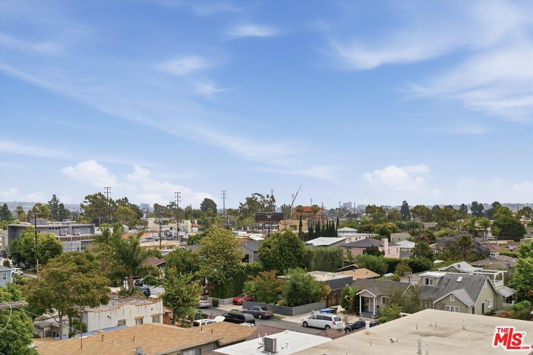 ROOF TOP