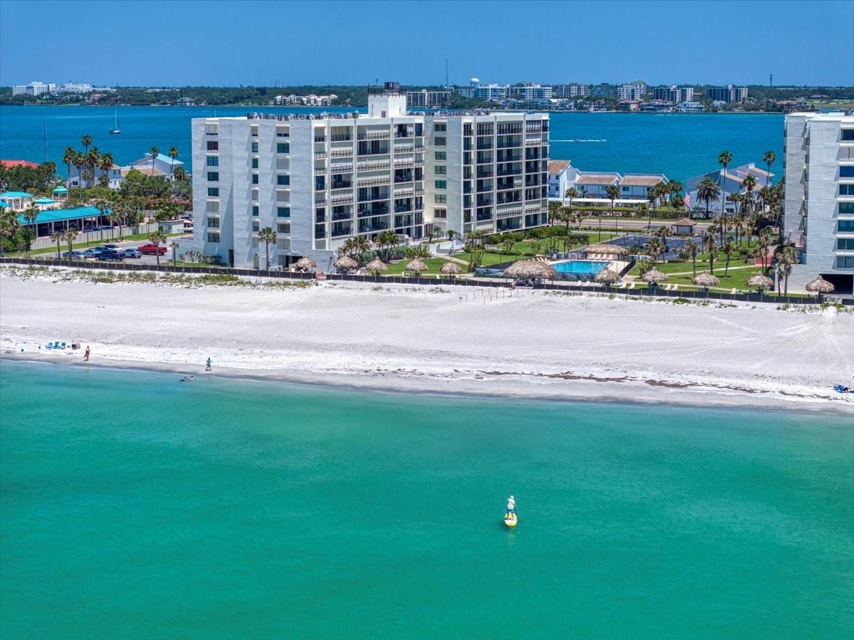 AMAZING BEACHES