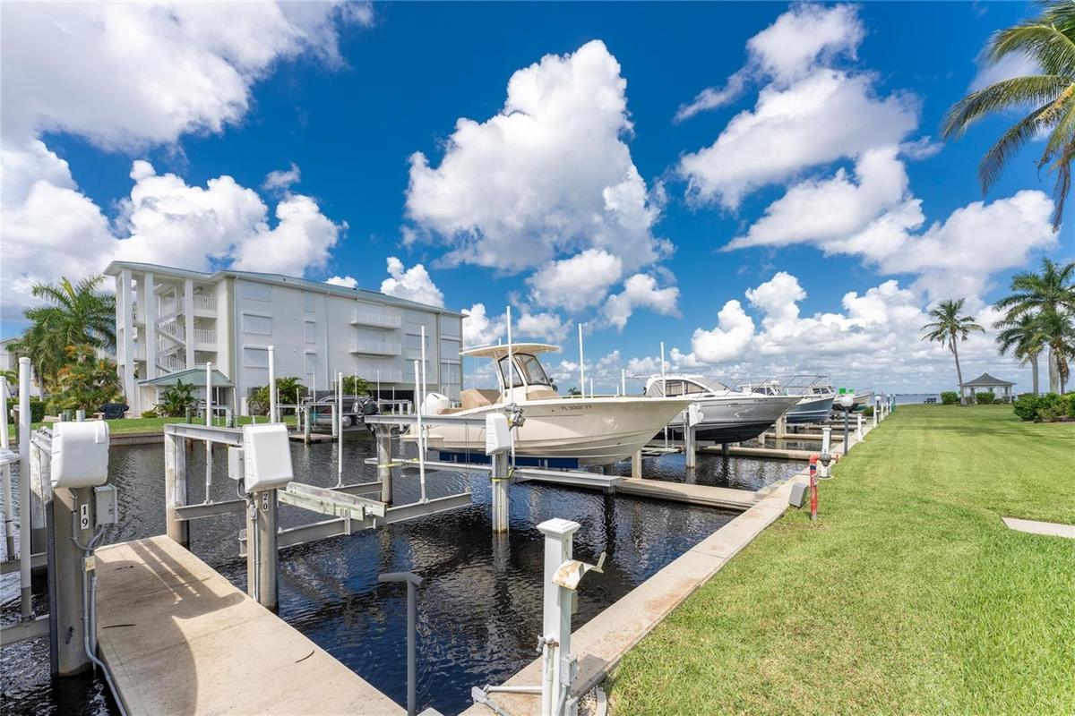 DOCK #20  w/a 15K Boat Lift