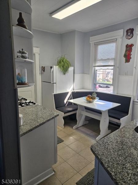 Apt 1 Kitchen (4)