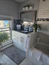 Apt 4 Bath (2)