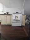 Apt 4 Kitchen (1)