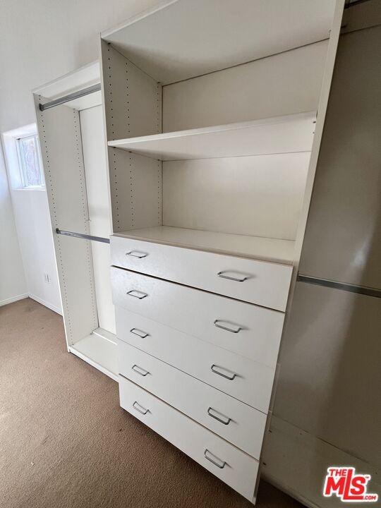 428 1/4 Walk-in Closet