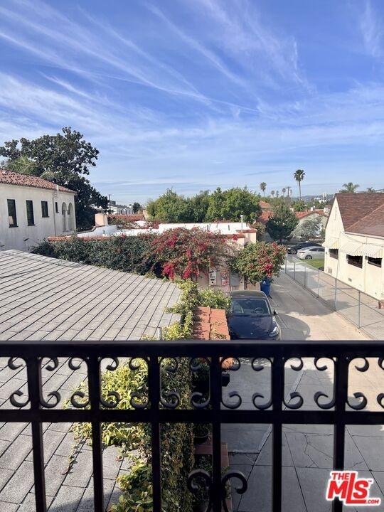428 1/4 View
