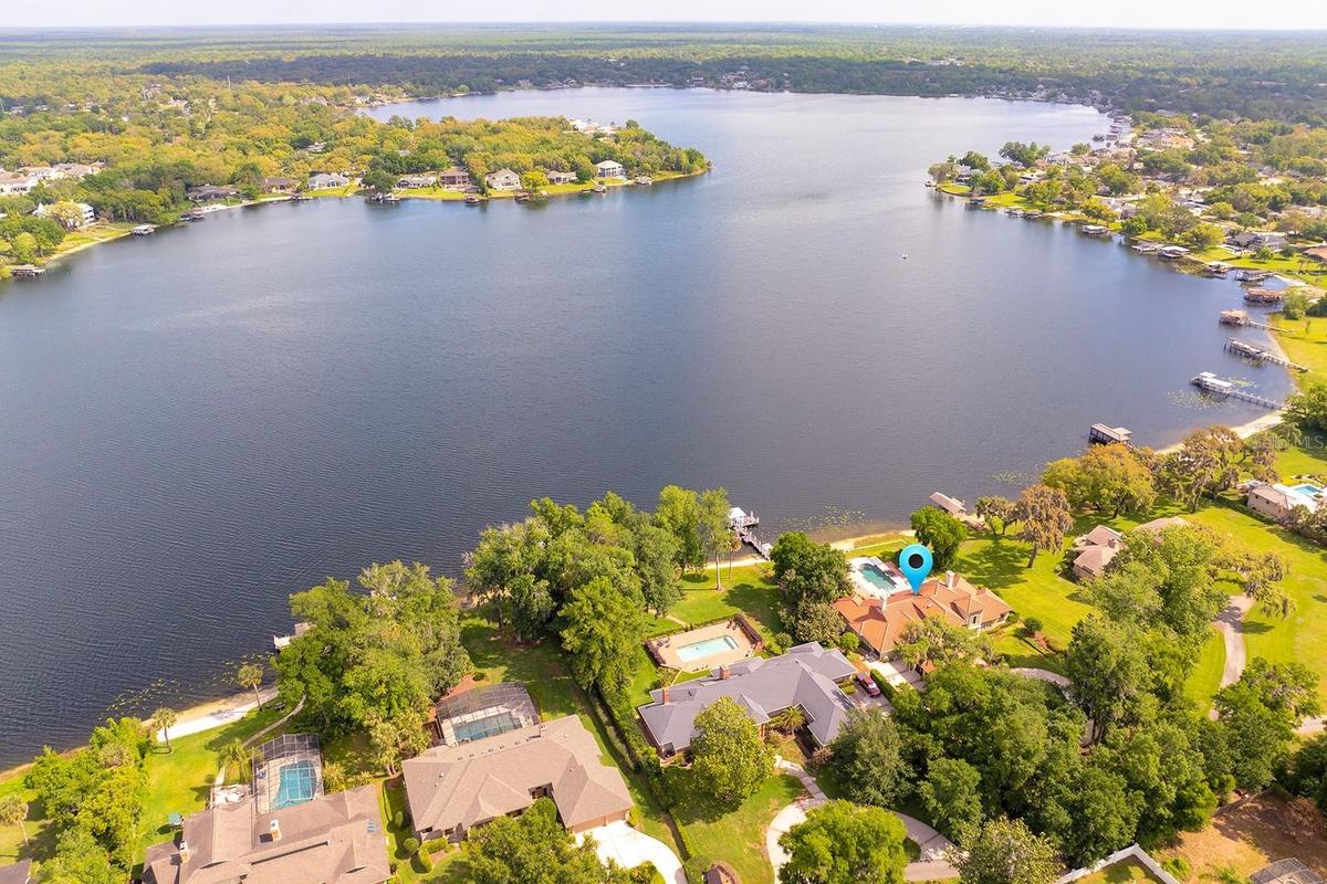 CRUISNG THE WATERWAYS of the MAJESTIC SPRING FED LAKE BRANTLEY await you.