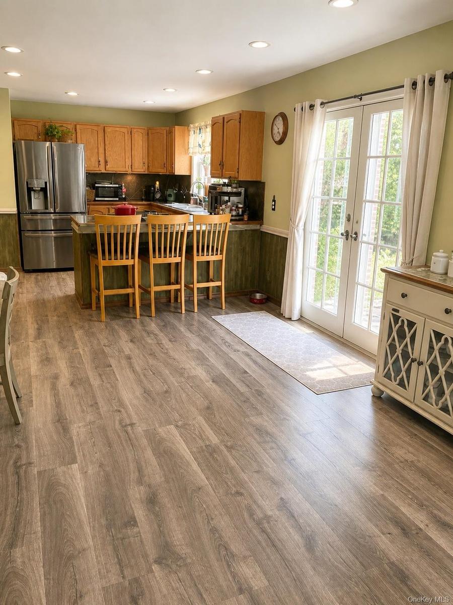 533 Montauk Hwy