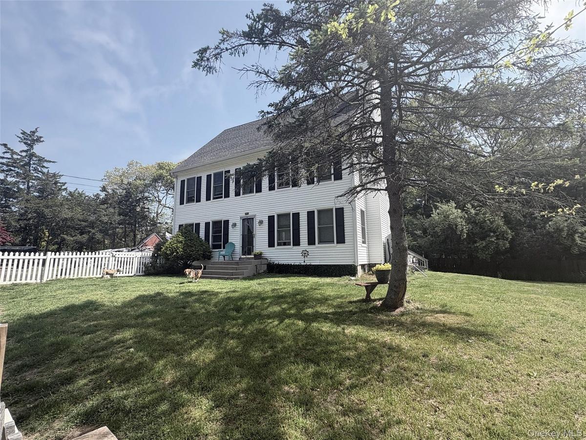 533 Montauk Hwy