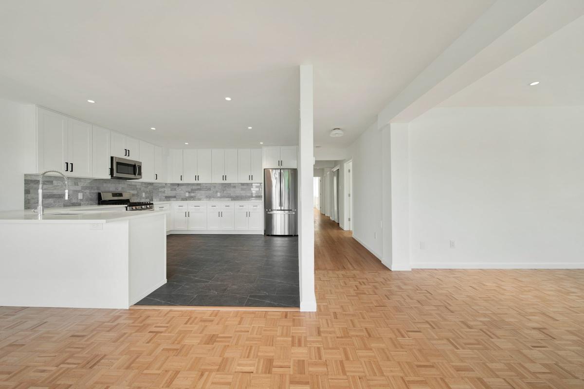 Living room inward