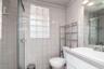 IN LAW SUITE BATH