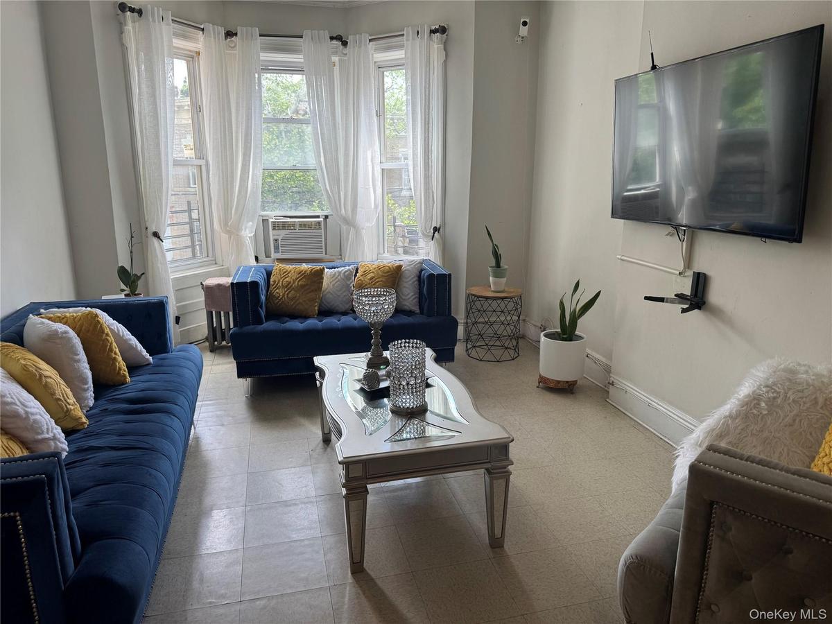 2nd floor apartment