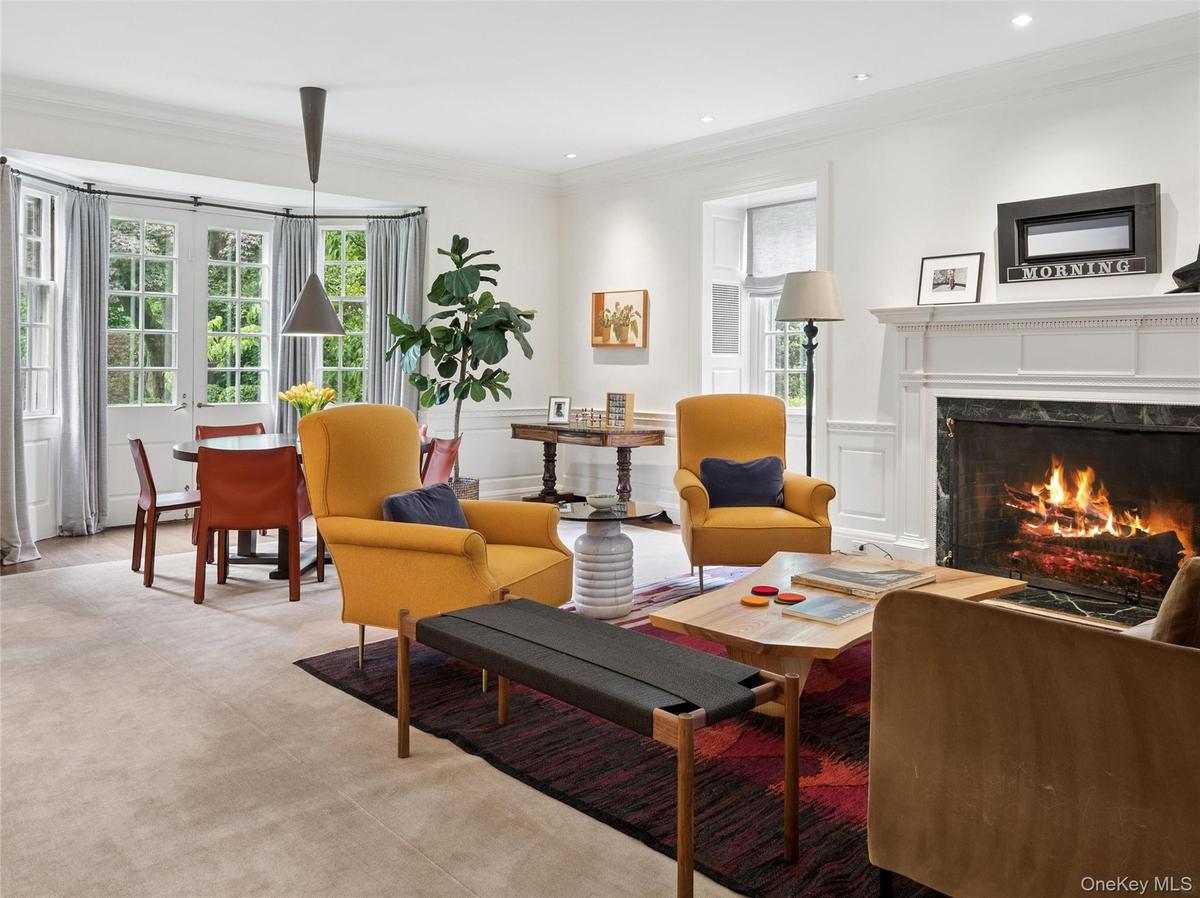 Living room with fireplace