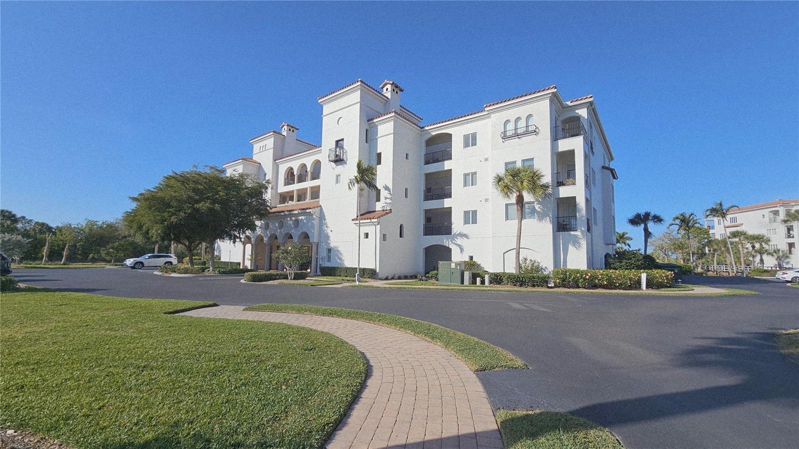 11220 Hacienda Del Mar