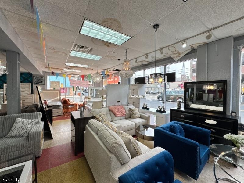 Showroom