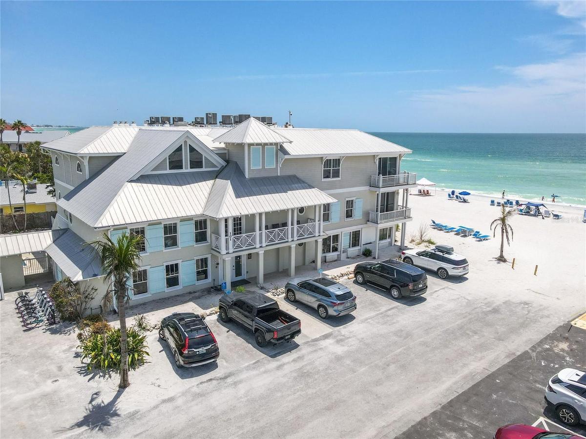 MAINSAIL INN