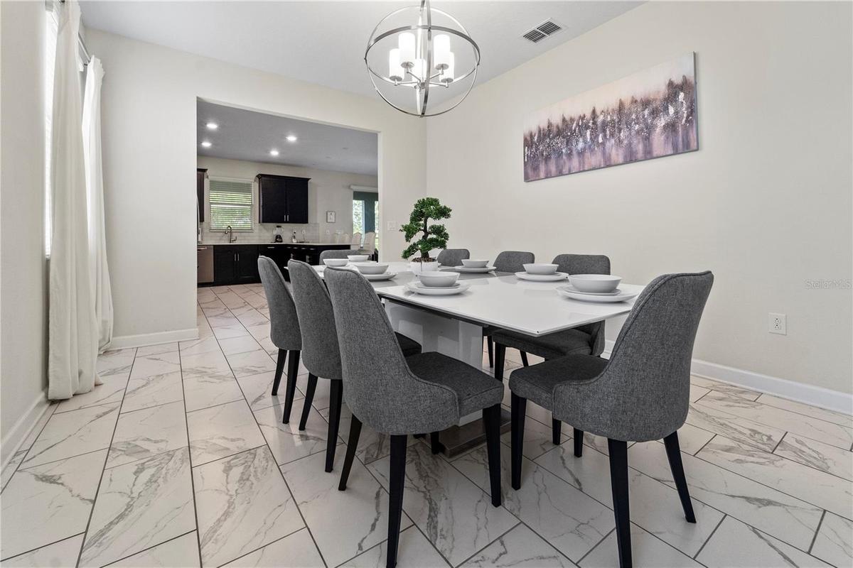 DINING RM