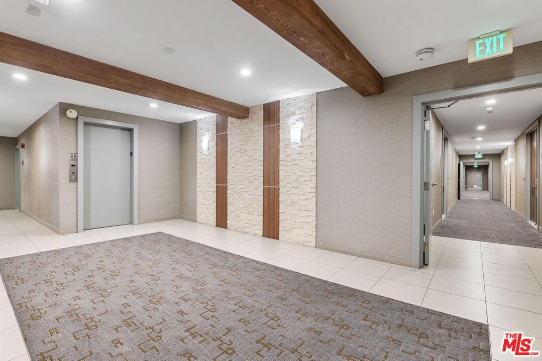 5th Fl Elevator