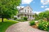 Cobblestone driveway