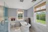 Soaking tub
