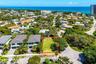 005-799ParkDriveWest-BocaRaton-FL-33432-