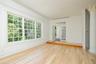 Diningroom with balcony