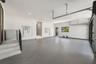 _LG10342-MLS