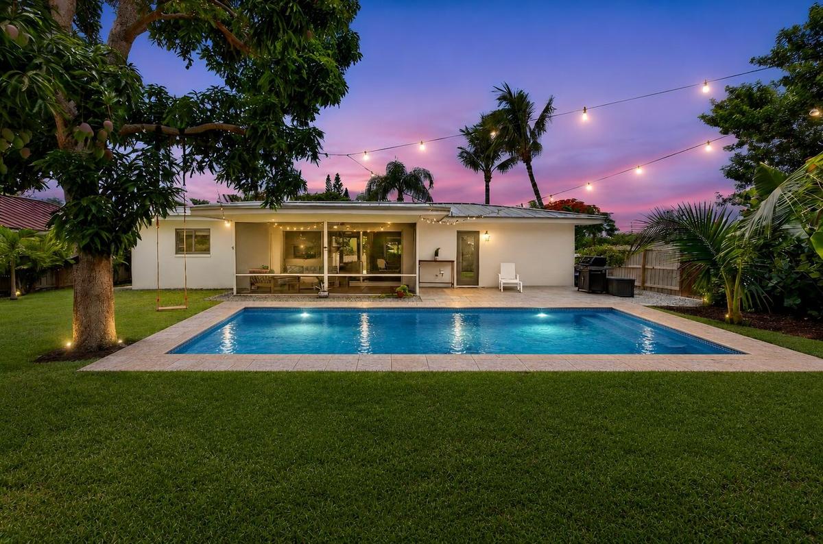 Pool is Virtually Staged