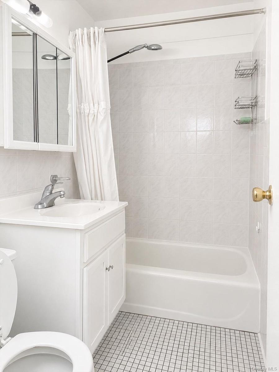 Bathroom Virtually Staged