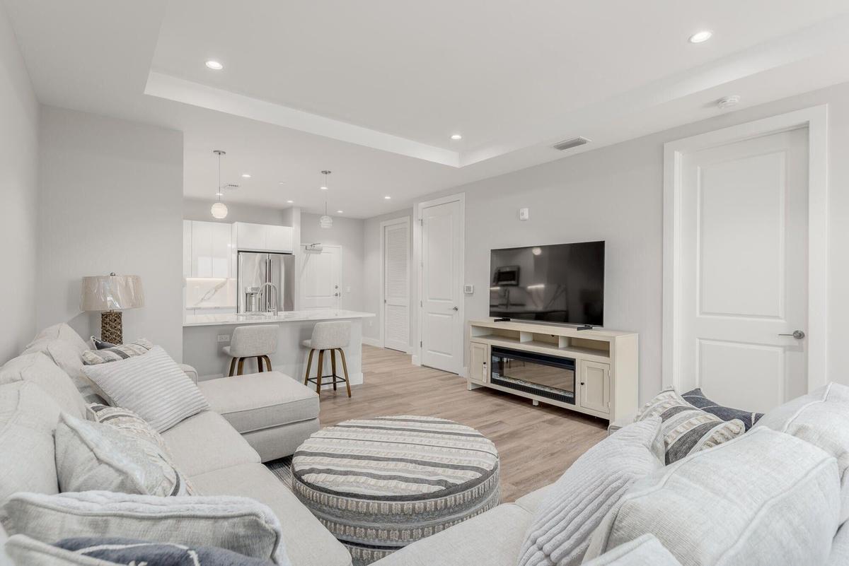 41 SW Seminole Street 305 10