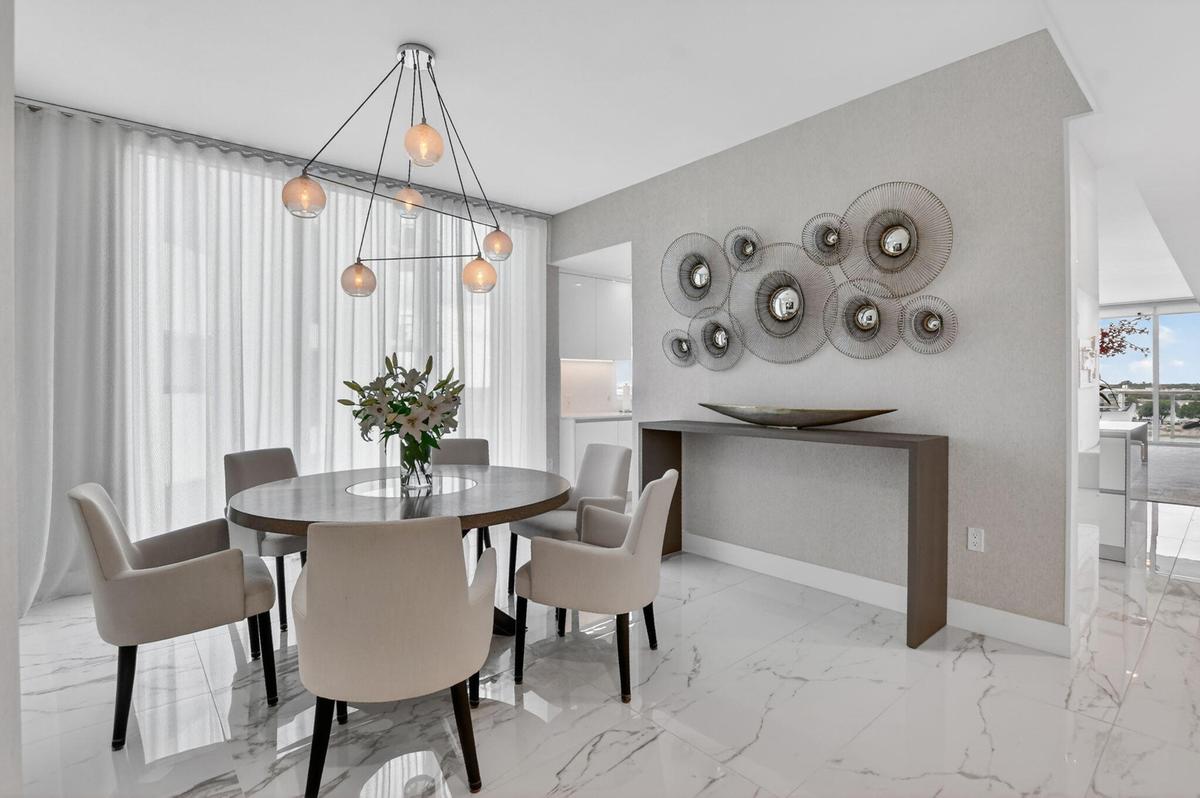 DINING ROOM OR DEN