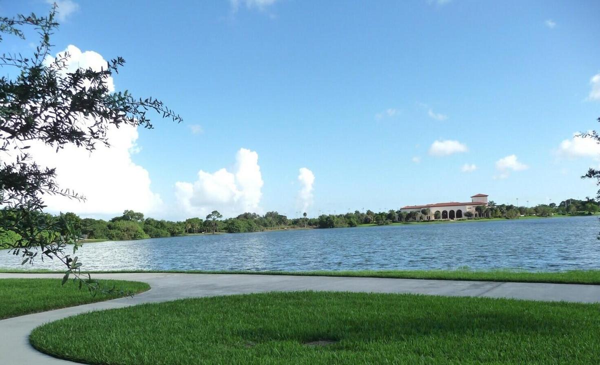 4820 centras blue lake