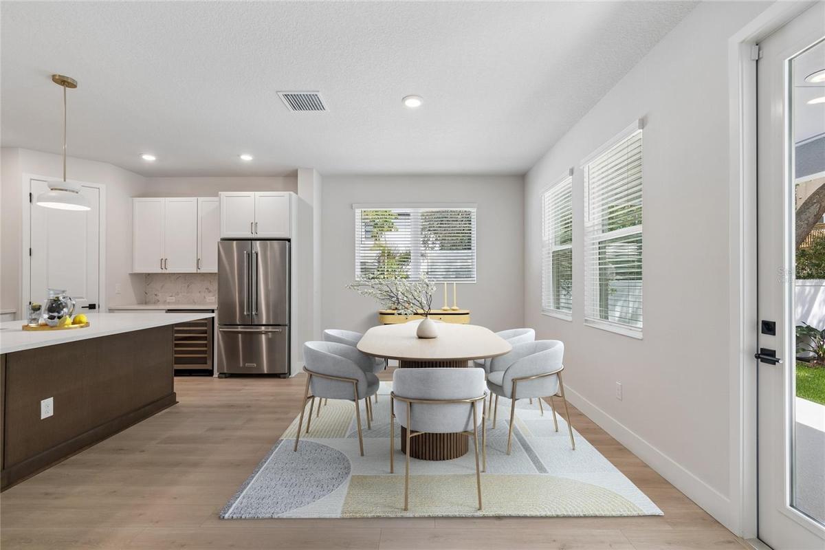 Dining Room **Virtually Staged