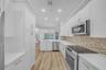 12 Kitchen (2)