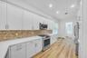 8 Kitchen (2)
