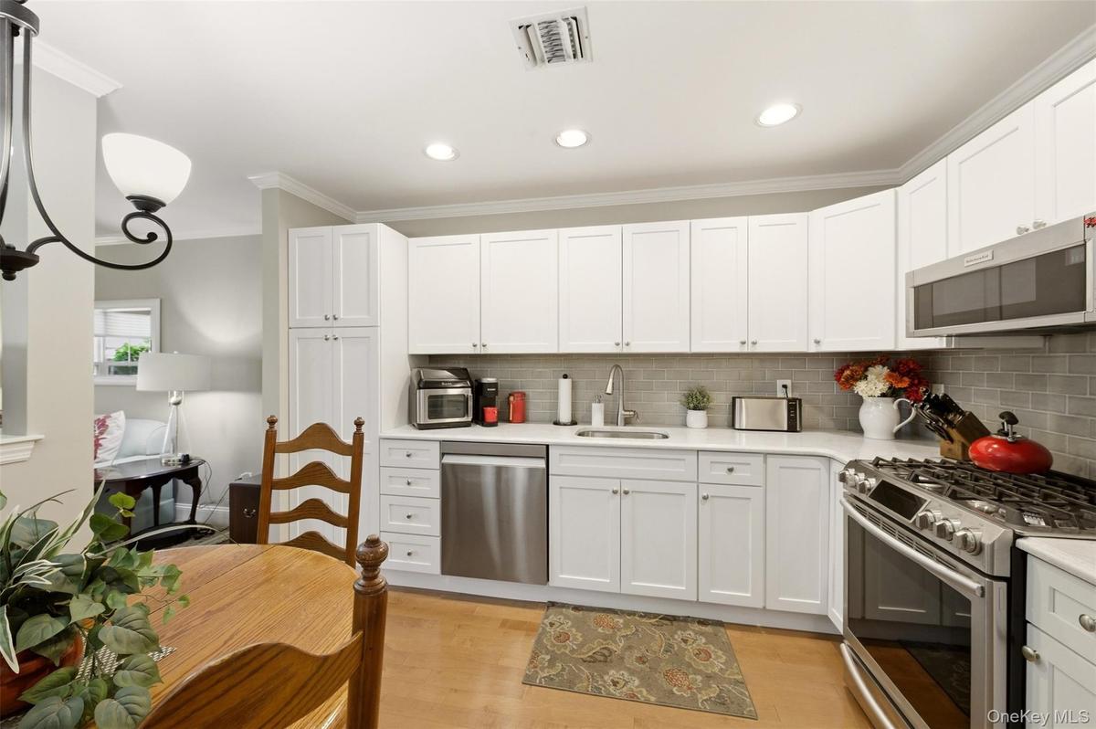 2026 Kitchen Cabinets , Quartz Counters.