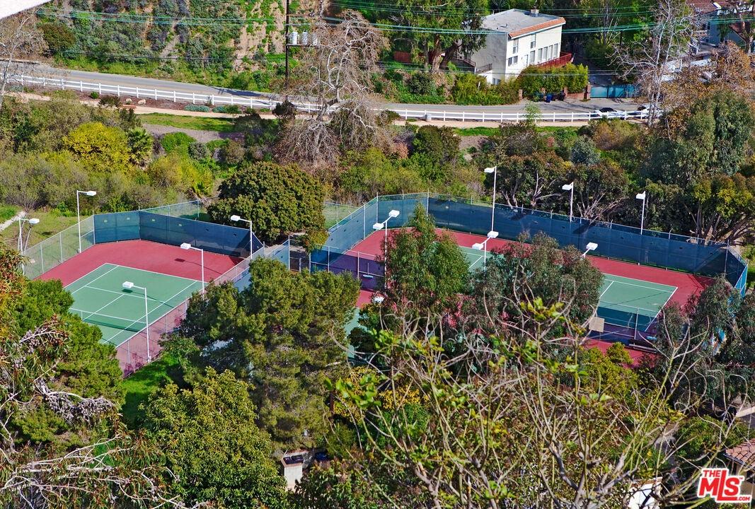 La Costa tennis courts