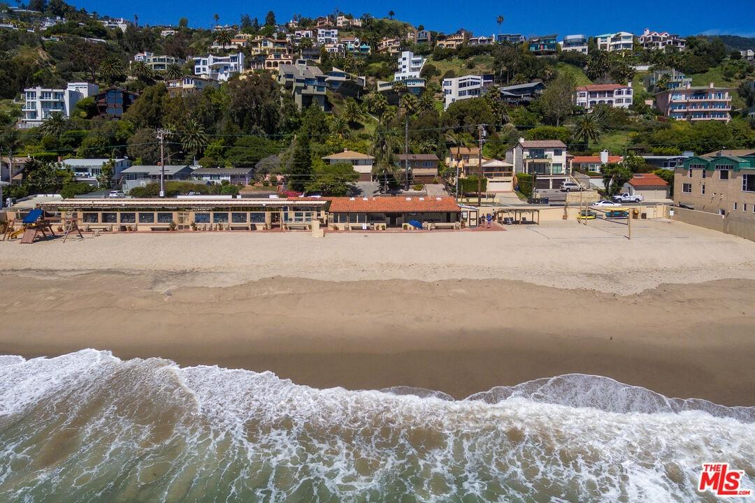 La Costa Beach Club