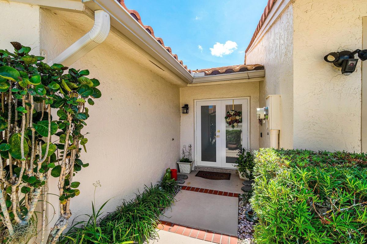 004-19919DeanDrive-BocaRaton-FL-33434-SM
