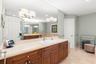 36-web-or-mls-633 NE 20th St, Wilton Man